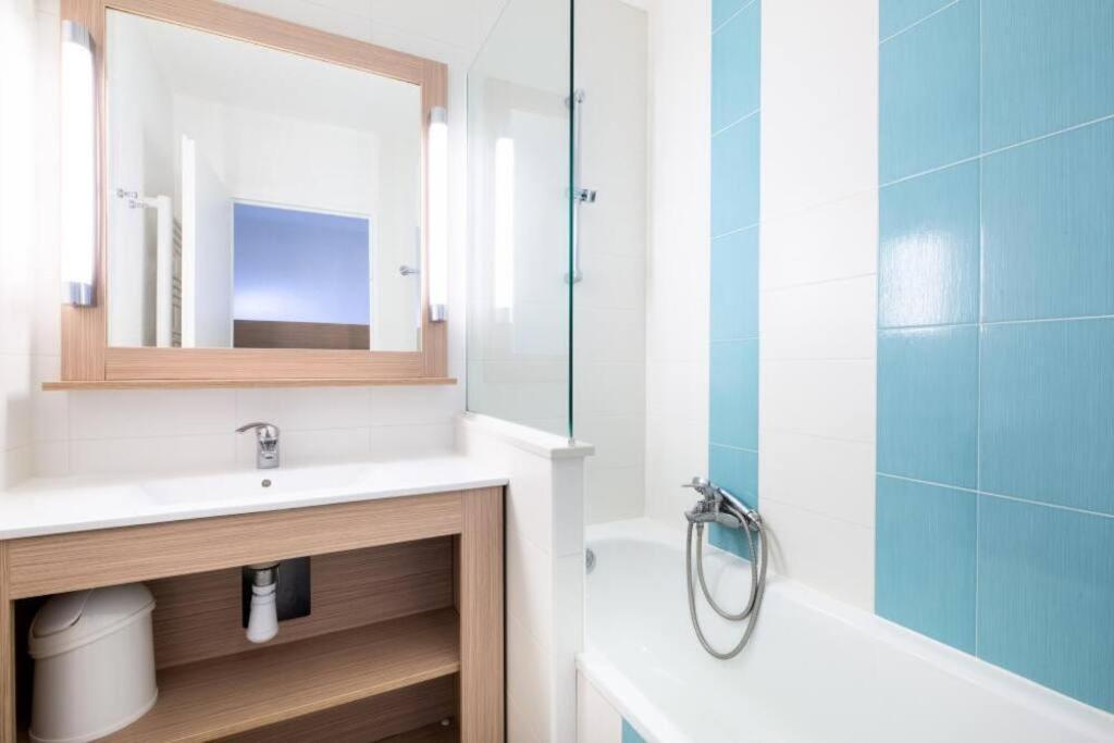 Bel Appartement Vue Sur Piscine 1 Chambre Fermee Et 1 Espace Cabine Сен-Рафаель Екстер'єр фото